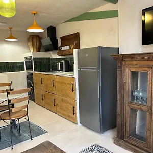  Appartement Lumineux Intra-muros Au Calme France